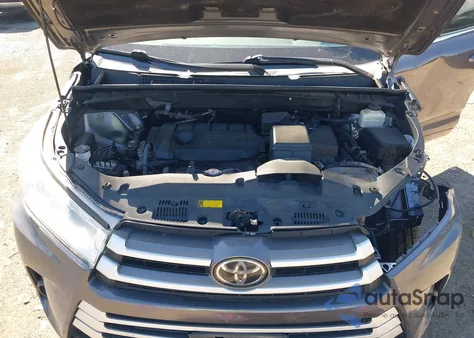 2018 Toyota Highlander Le from USA, damaged, VIN 5TDZARFH8JS033994